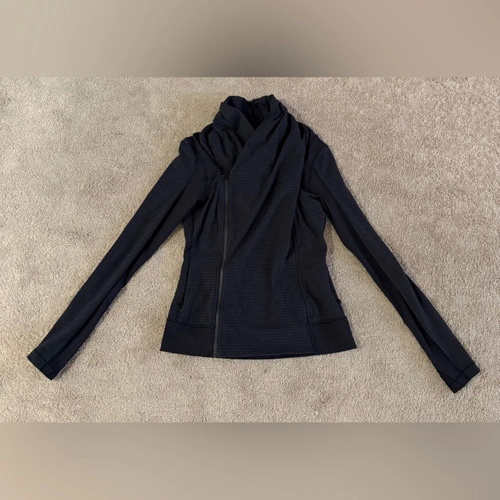 2015 Lululemon Bhakti Yoga Jacket Black Dark Slate Luon Luxtreme Size 8